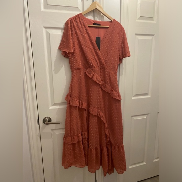 Lulus pink/coral ruffle a-line midi dress in large - Picture 2 of 7